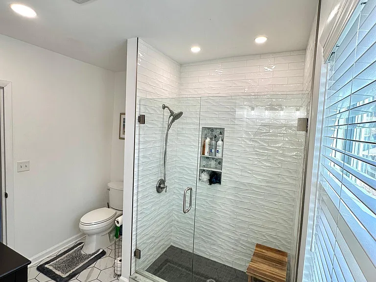 118 Kings Hwy #1 — Photo 16