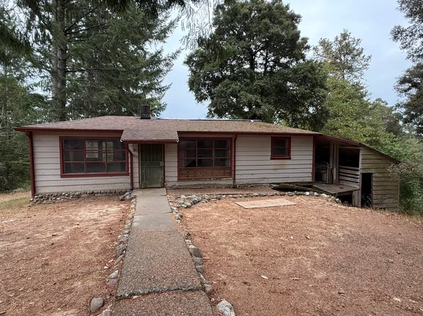9819 Dyerville Loop Rd, Myers Flat, CA 95554