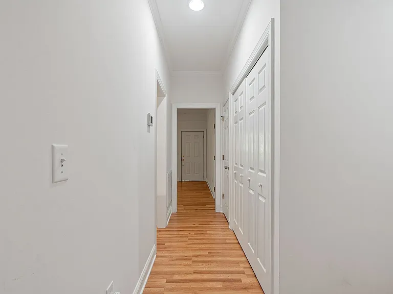 35 Cynthia Ln — Photo 16