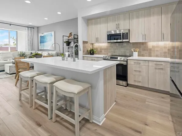 544 Limestone Ct, El Cajon, CA 92020