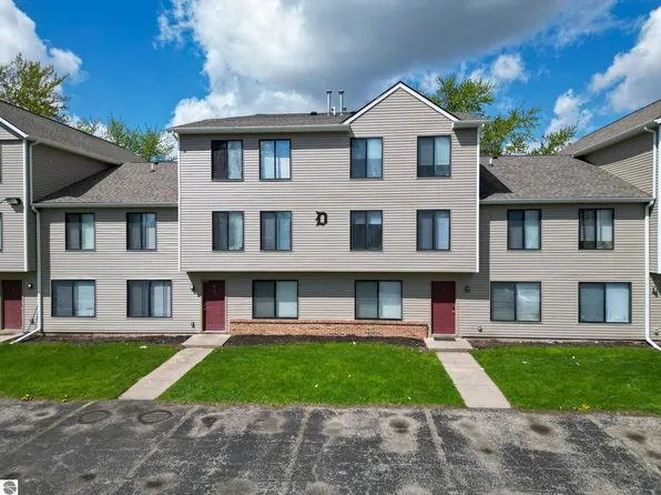 1825-D7 S Crawford St #D7, Mount Pleasant, MI 48858
