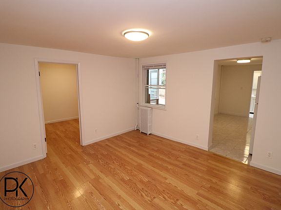 4th image of 227 Eckford St #1