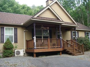 42 N Gate Ct S, Lake Ariel, PA 18436