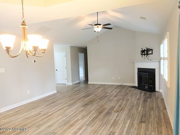 4th image of 526 Deep Inlet Drive