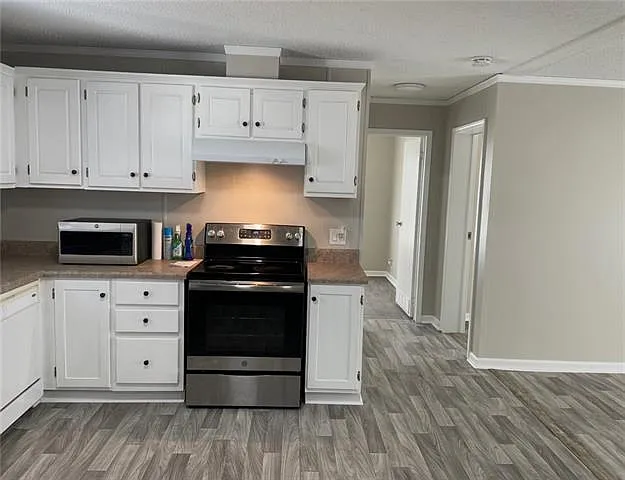 3 bed, 2.0 bath, 1500 sqft, $1,250 — Photo 4