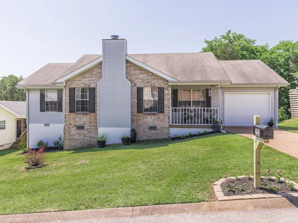 223 Ash Grove Dr, Nashville, TN 37211