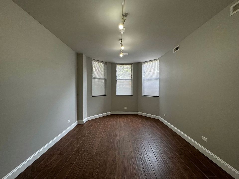 1st image of 5400-02 N Winthrop Ave