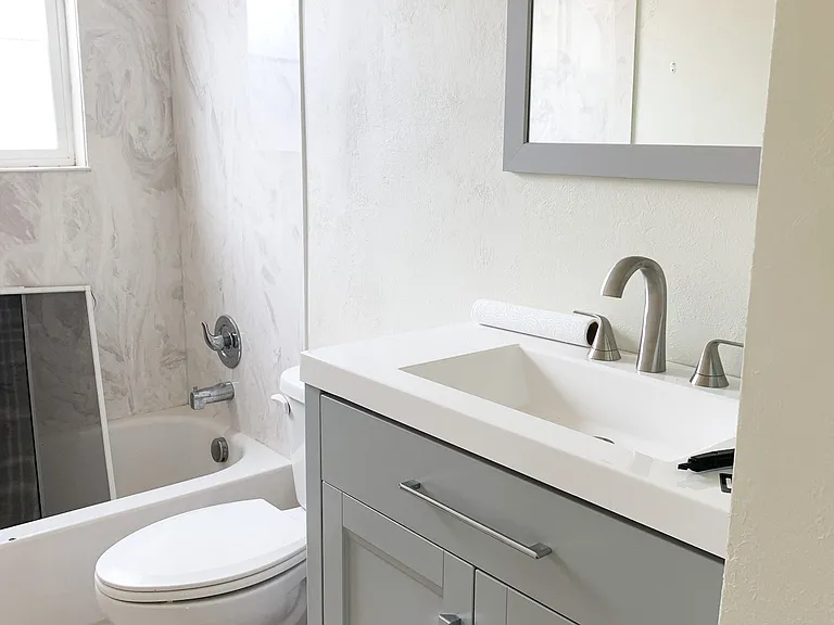 35 N 300 E #1 — Photo 12