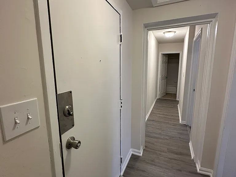 706 Brandywine St SE #202C — Photo 11