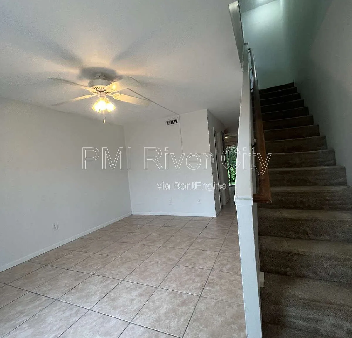 2 bed, 1.0 bath, 1016 sqft, $1,199 — Photo 3