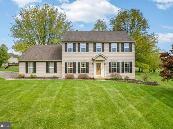 150 E Ruddy Duck Cir, Oxford, PA 19363