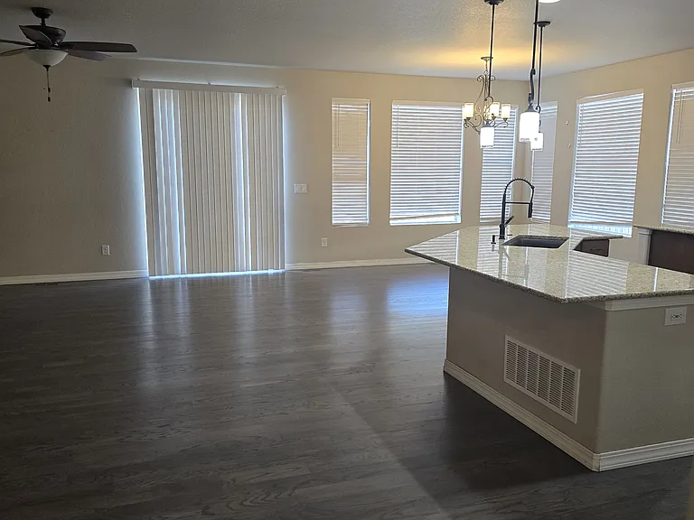 8230 Scoby Ct — Photo 6