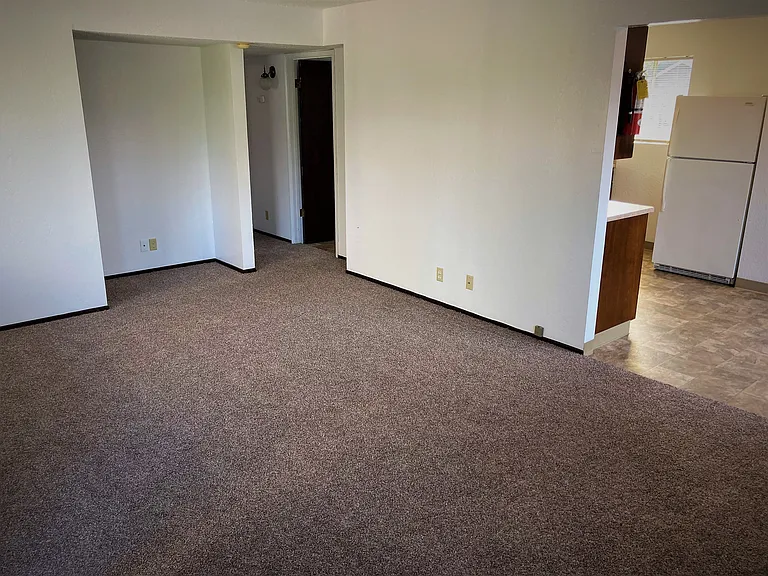 506 Herrick Ave #4 — Photo 7