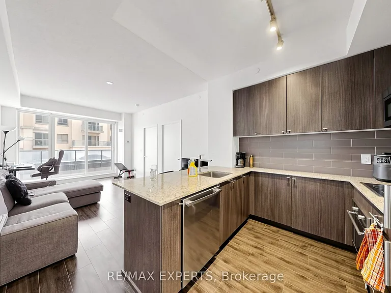 18 Rean Dr #223 — Photo 20