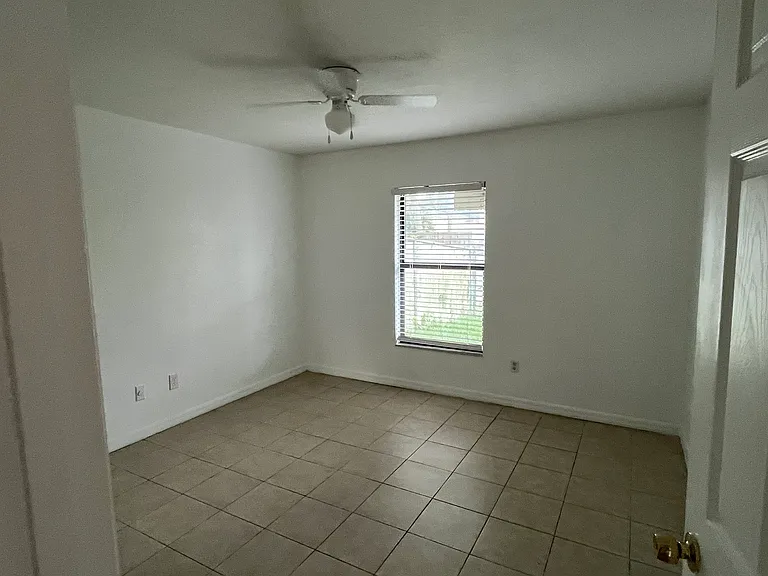 1656 Espanola Ave — Photo 5