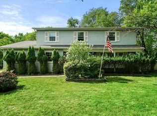 9 Derby Ln, New City, NY 10956