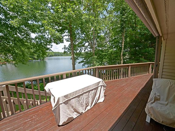 2nd image of 328 Lake Catherine Cir