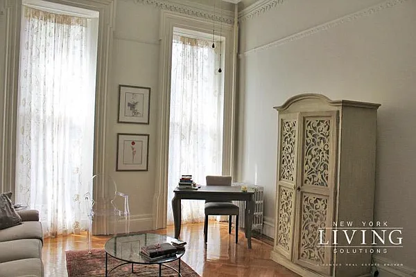 Rented by NY Living Solutions | media 37