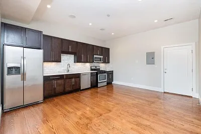 339 D St #22