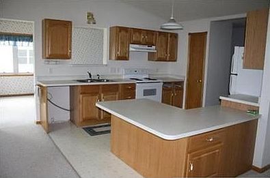 2nd image of 427 7th Ave NE