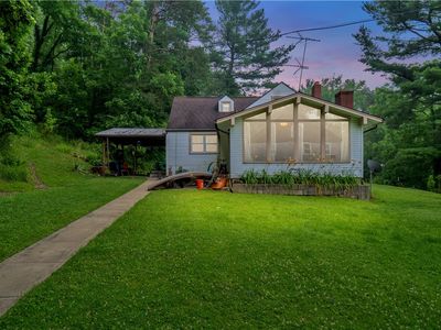 891-893 Prospect Rd, Evans City, PA, 16033