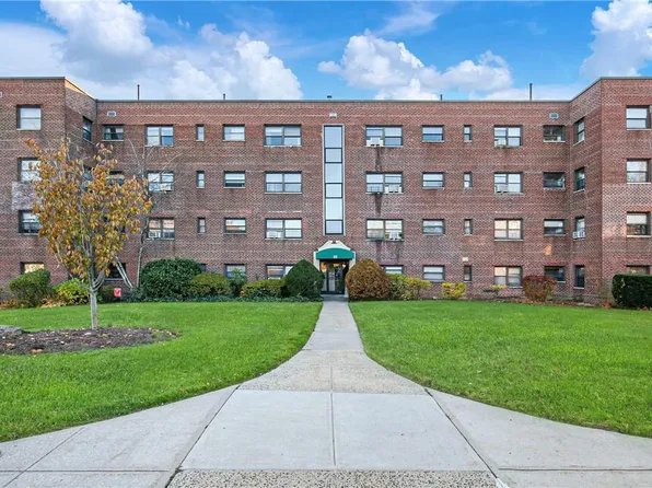 35 Shady Glen Court #2E, New Rochelle, NY 10805