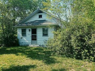 19316 E Fairfield Rd, Mount Vernon, IL 62814