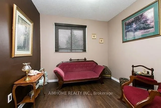 107 Trothen Cir — Photo 5
