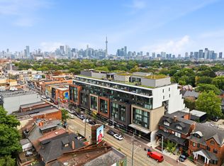 899 College St #PENTHOUSE 618, Toronto, ON M6H3P7