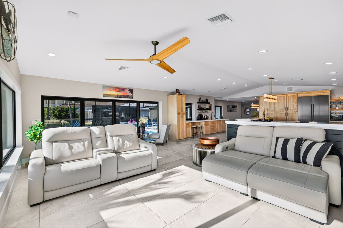 next background image