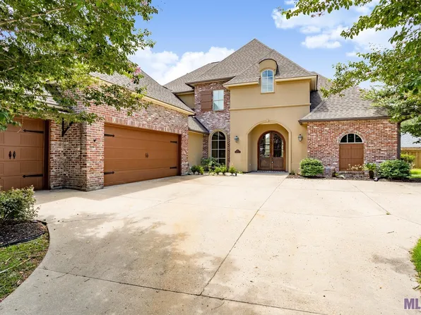 1902 Royal Troon Ct, Zachary, LA 70791
