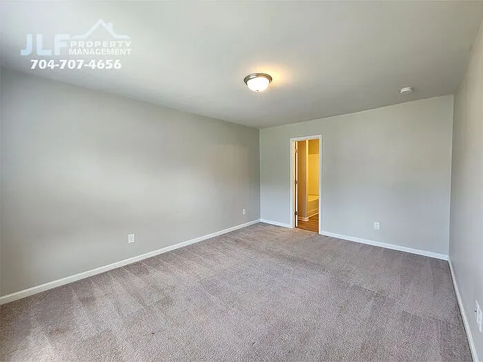 1127 Oswald T Dr — Photo 11