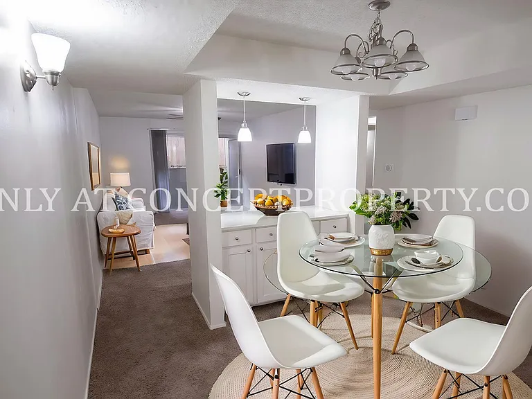 Foothill Terrace — Photo 218