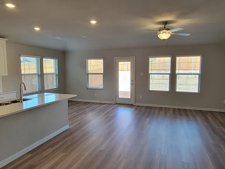 2644 Oneida Ln — Photo 21