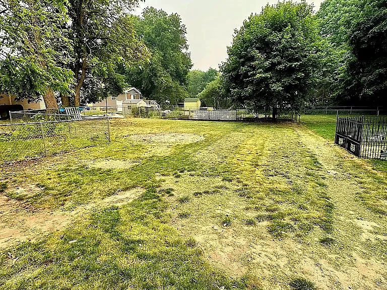 503 Lincoln St — Photo 24
