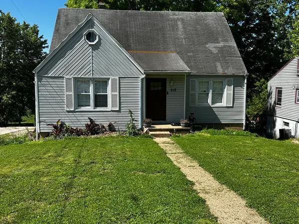 618 E Jefferson St, Linn, MO 65051
