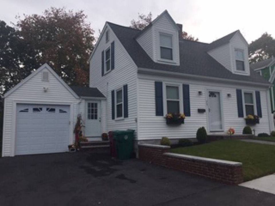 2nd image of 75 Aberdeen St