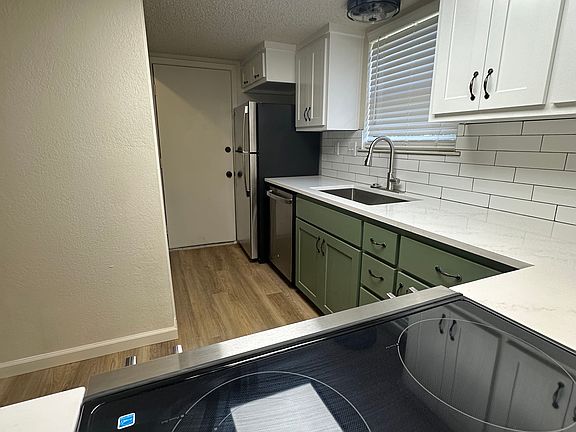 3rd image of 908 N 7th St #B