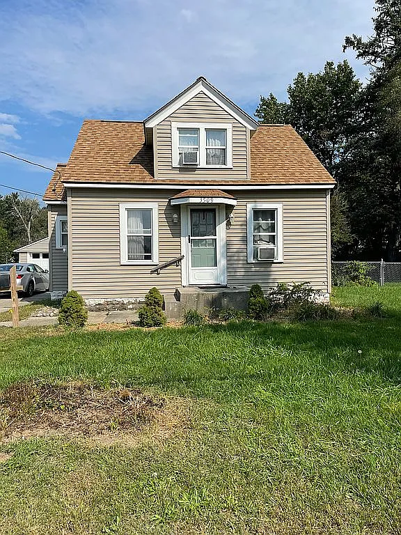 3509 Prairie St SW photo 1