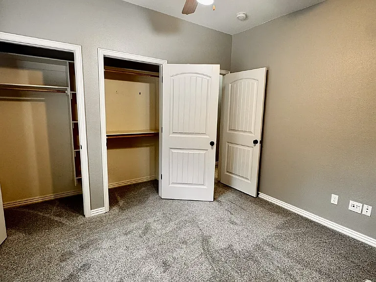 6108 S 36th St — Photo 18