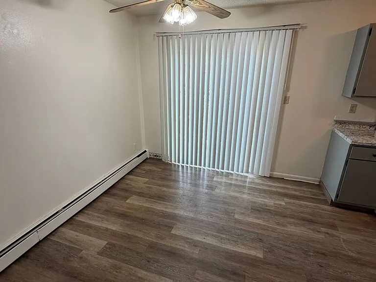 732 37th Avenue Ct — Photo 3