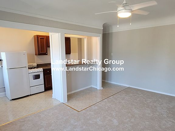 3rd image of 1809 N Lincoln Park W APT C1