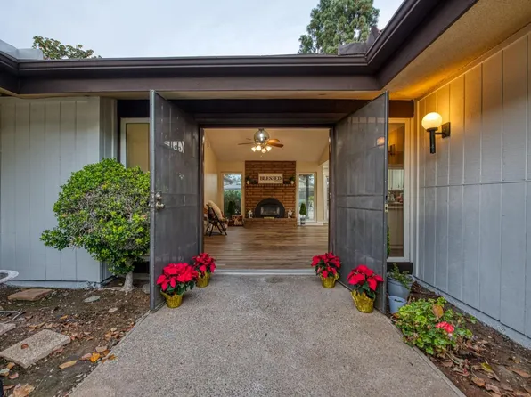 690 W Fremont Ave, Fresno, CA 93704