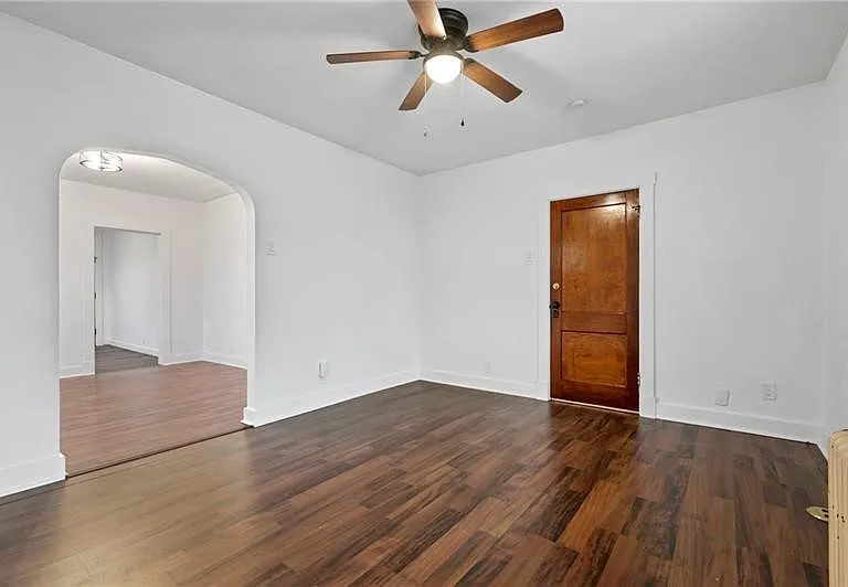 321 Center St #1 — Photo 6