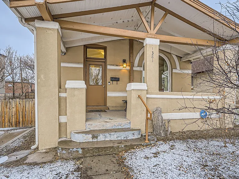 1381 Knox Ct — Photo 3