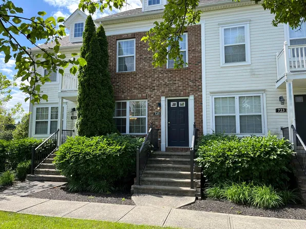 725 Lazelle Rd, Columbus, OH 43081