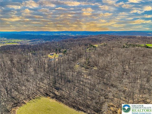 4th image of 9213 Landis Ln