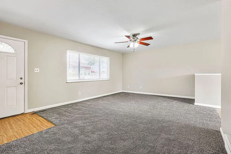 4 bed, 2.0 bath, 1842 sqft, $2,150 — Photo 2