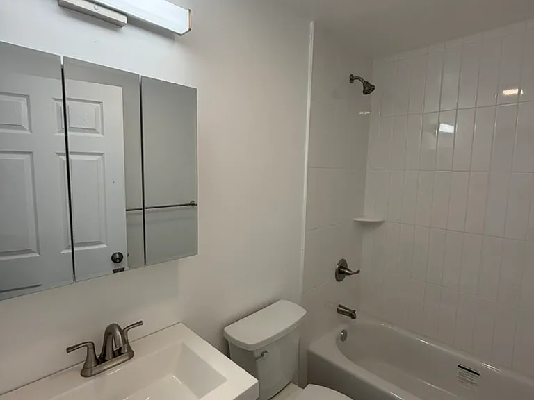 11 laurel St Paterson, NJ 07522 — Photo 4