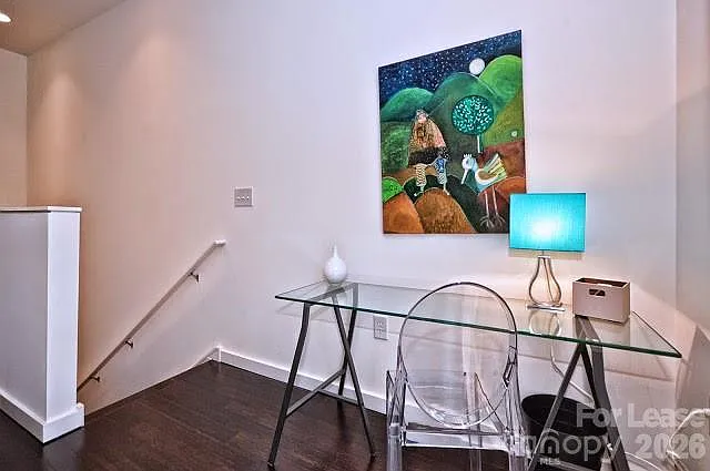 318 Viburnum Way Ct — Photo 3
